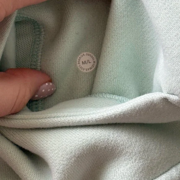 Mint Green Lululemon Scuba - Picture 6 of 6